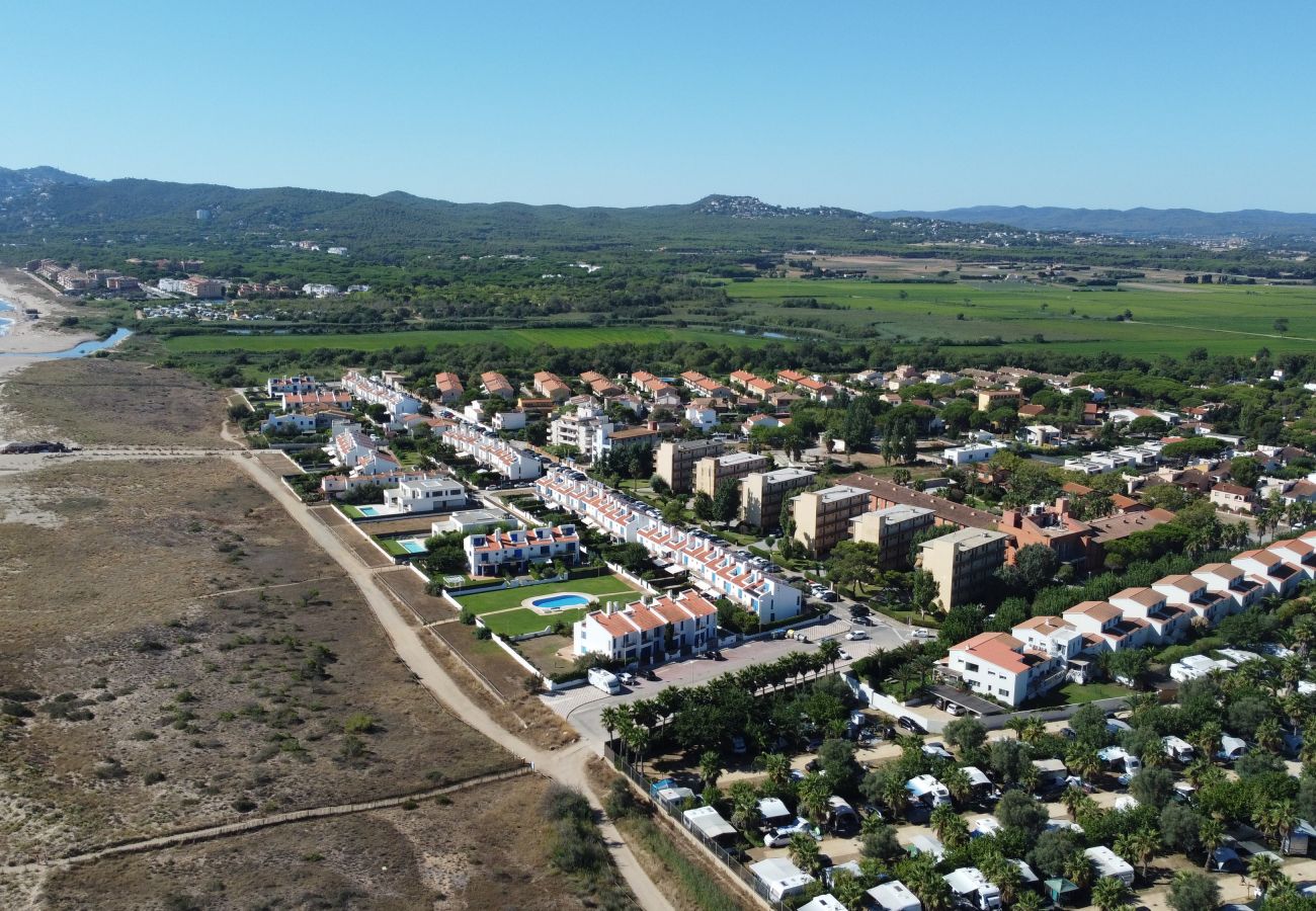 Casa en Torroella de Montgri - Daró 3D 56 - A 50m de la platja, amb piscina