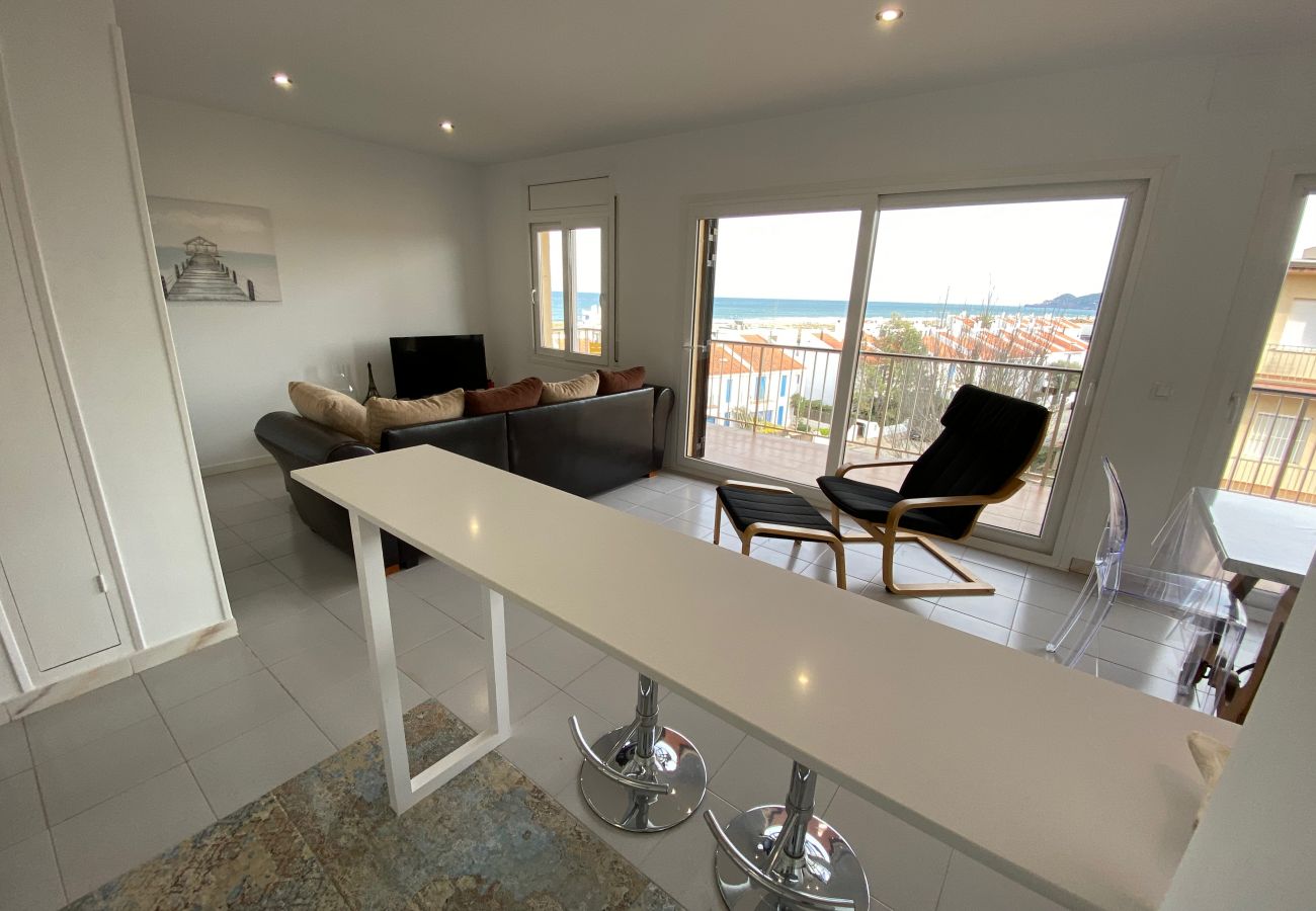 Apartament en Torroella de Montgri - Mare Nostrum 3D 541 - Vistes a la platja, aire, renovat