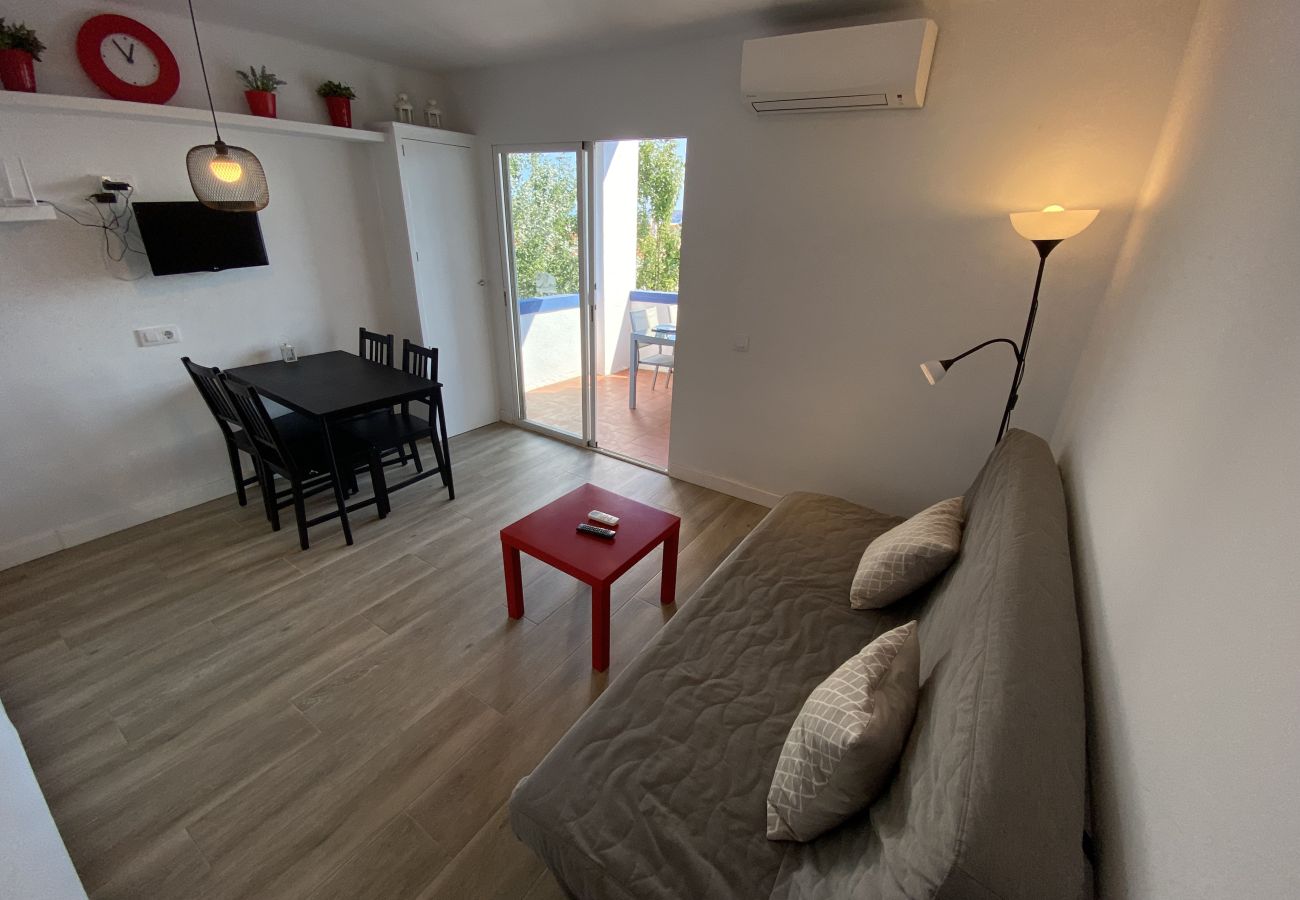 Apartament en Torroella de Montgri - TER 31C - Renovat, vistes al mar, aire i amb piscina