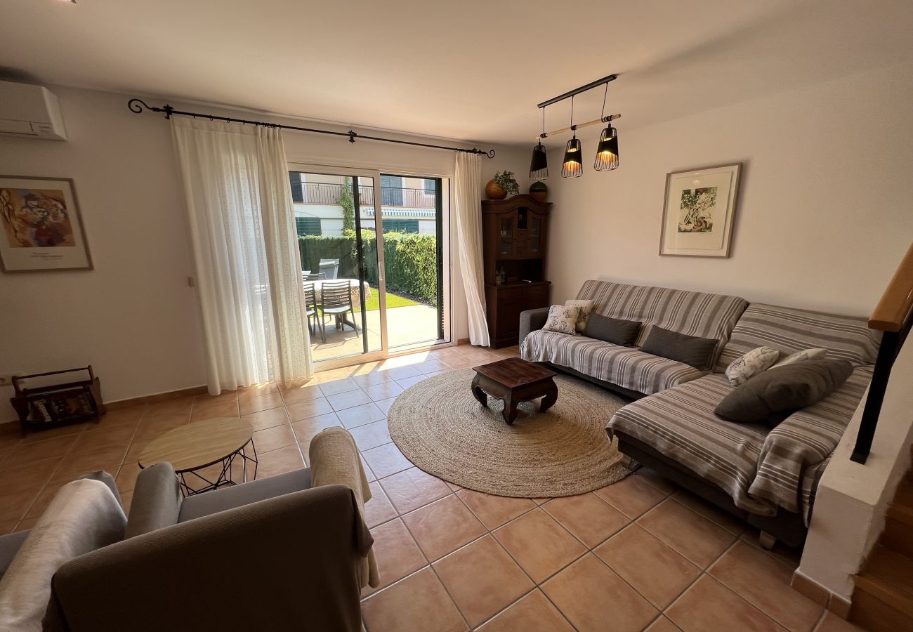 Casa en Torroella de Montgri - Daró 3D 77 - Aire, a 200m de la platja, renovat i amb piscina