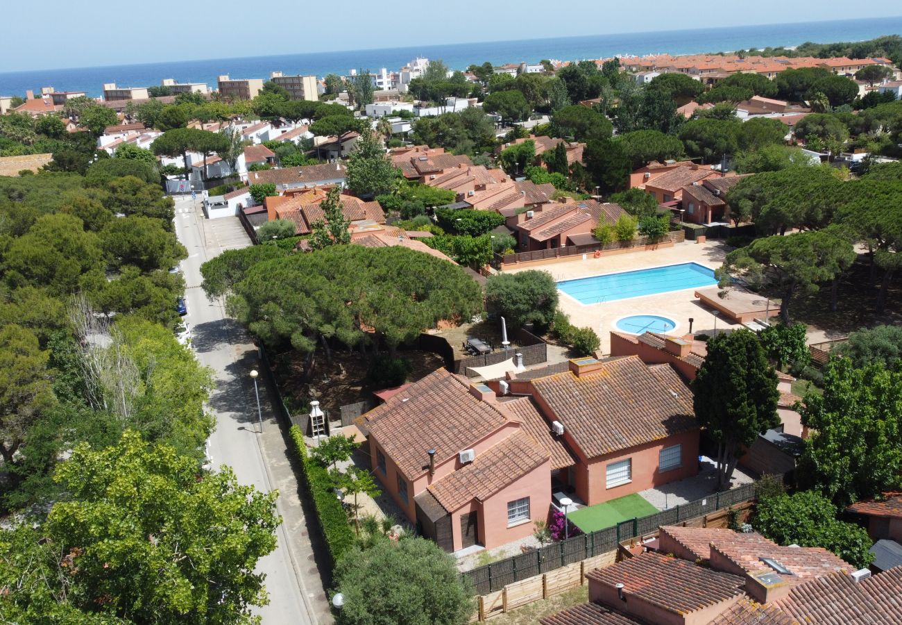 Casa en Torroella de Montgri - Gregal 1113 - Prop de la platja, aire i amb piscina