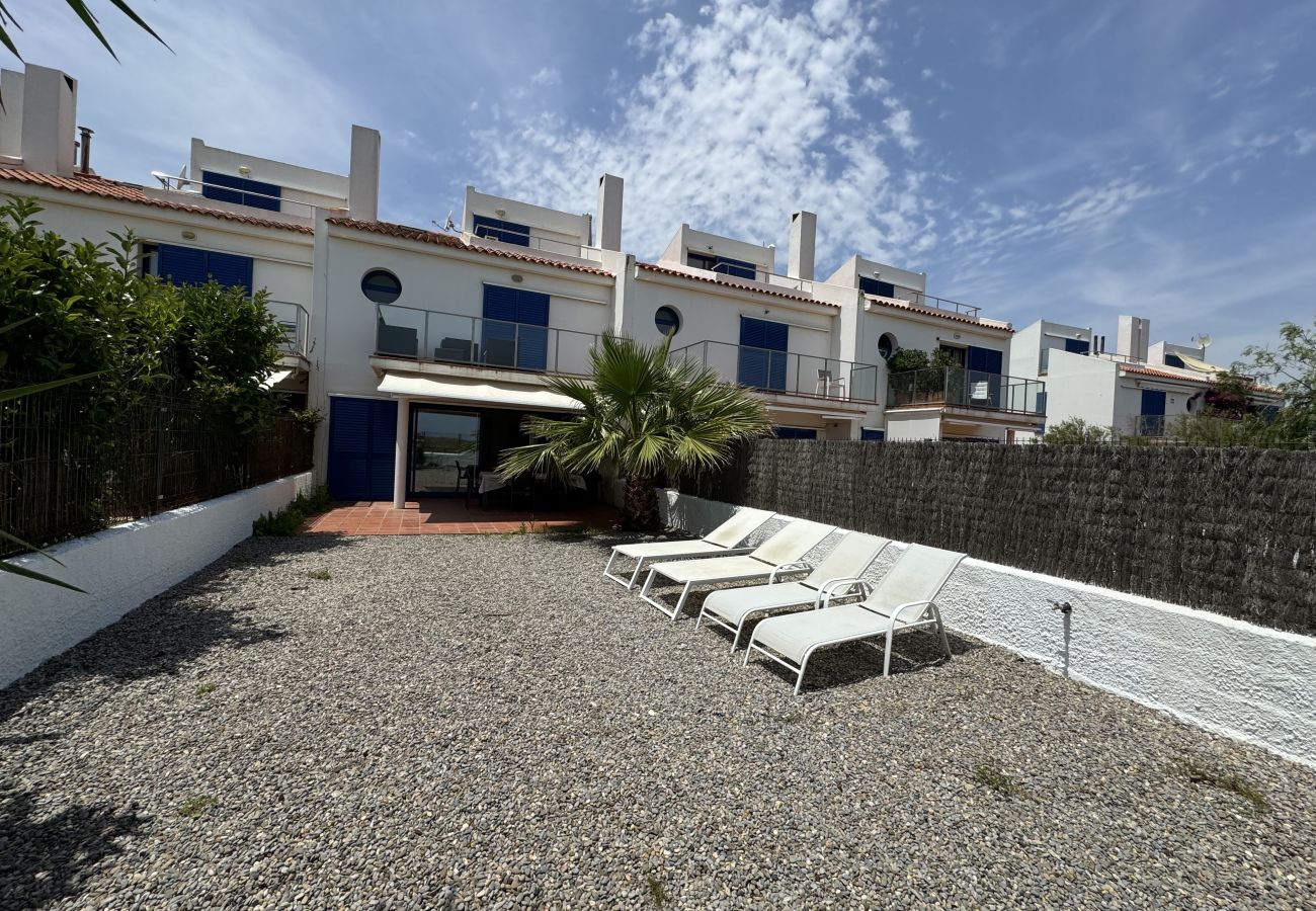 Casa en Torroella de Montgri - Les Dunes 06 - A primera línia, aire i amb piscina