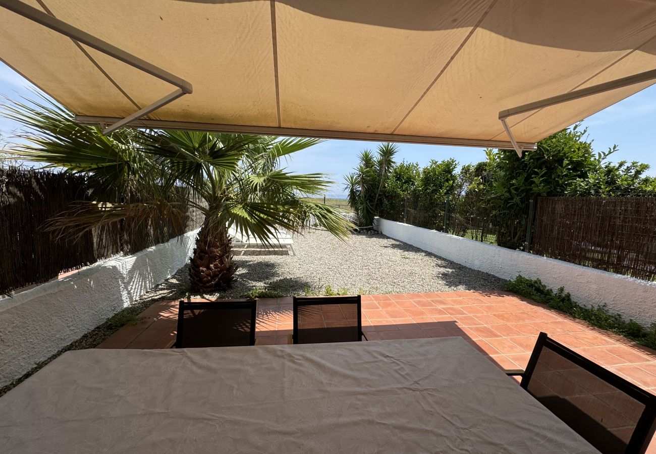 Casa en Torroella de Montgri - Les Dunes 06 - A primera línia, aire i amb piscina