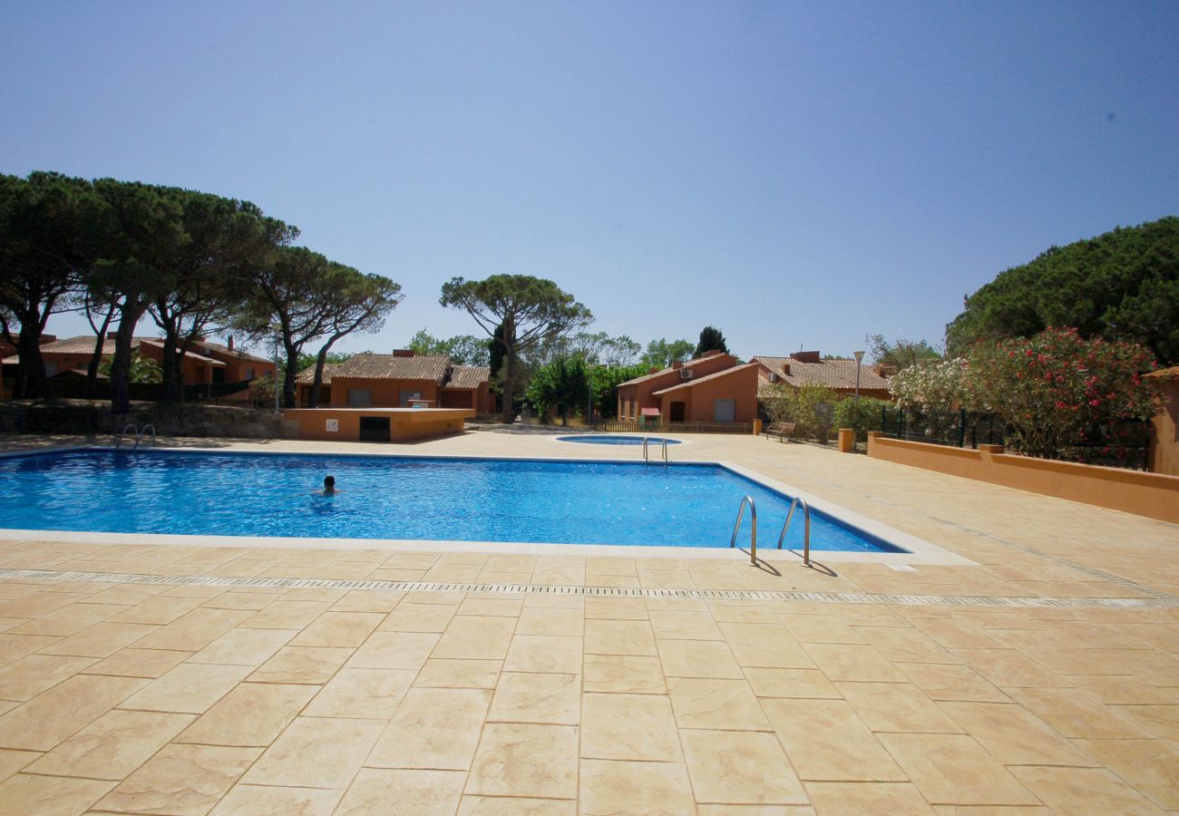 Casa en Torroella de Montgri - Gregal 81 - Aire, piscina i jardí