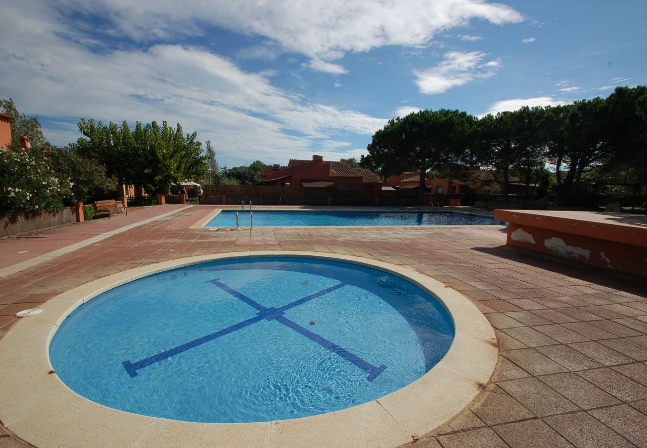 Casa en Torroella de Montgri - Gregal 81 - Aire, piscina i jardí