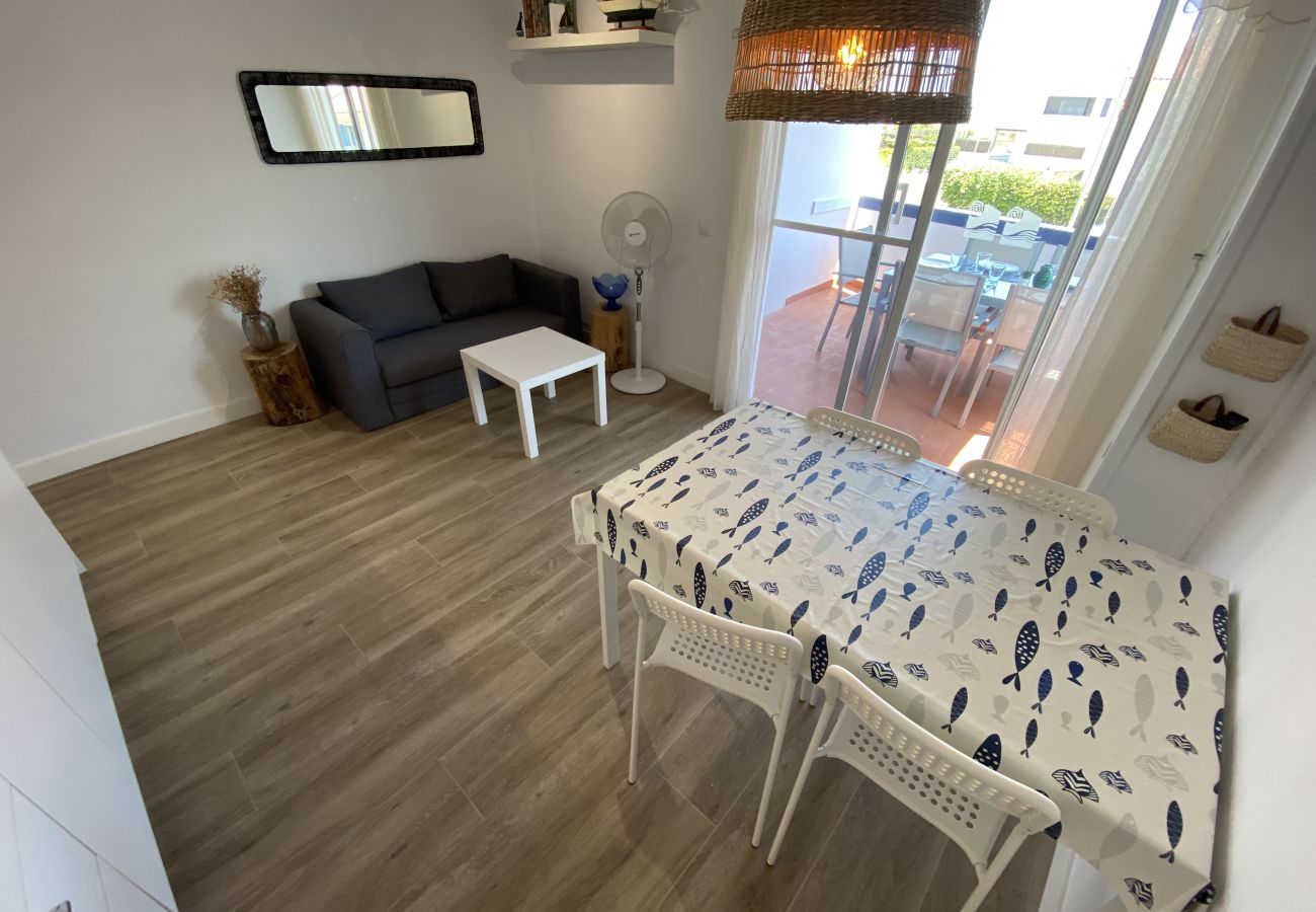 Apartament en Torroella de Montgri - TER 12C - Renovat, 80m de la platja i amb piscina