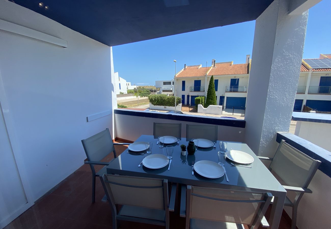 Apartament en Torroella de Montgri - TER 12C - Renovat, 80m de la platja i amb piscina