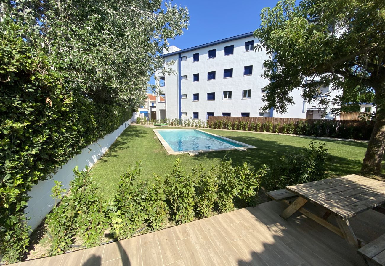 Apartament en Torroella de Montgri - TER 22C - Renovat, aire, vistes al mar i amb piscina