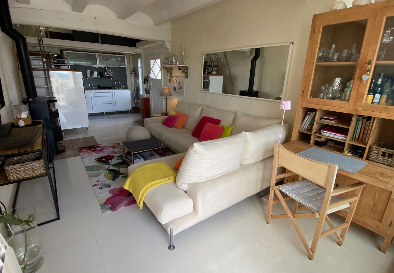 Apartament en Torroella de Montgri - A primera línia amb vistes al mar