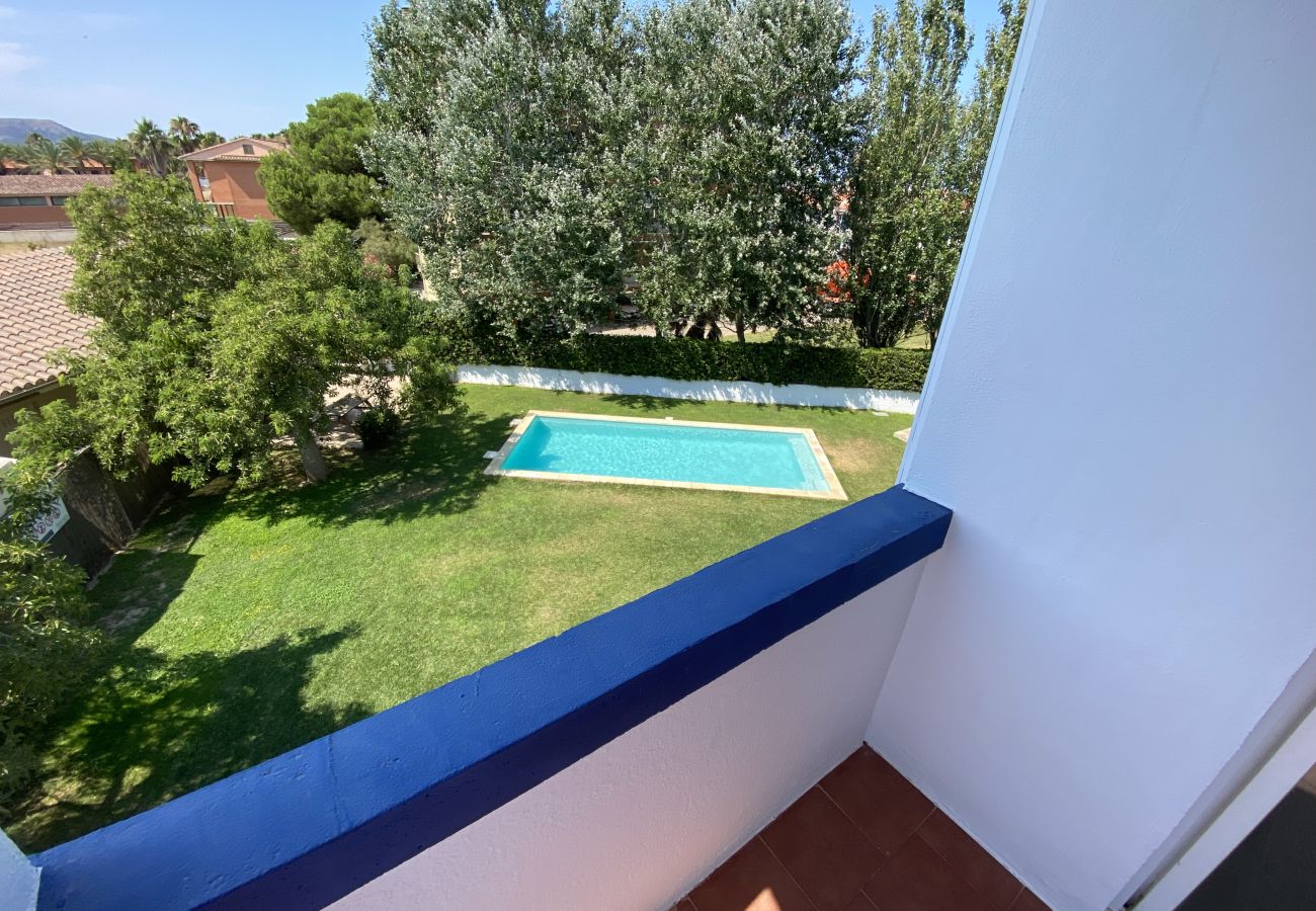 Apartament en Torroella de Montgri - 22D renovat amb piscina comunit&agrave;ria