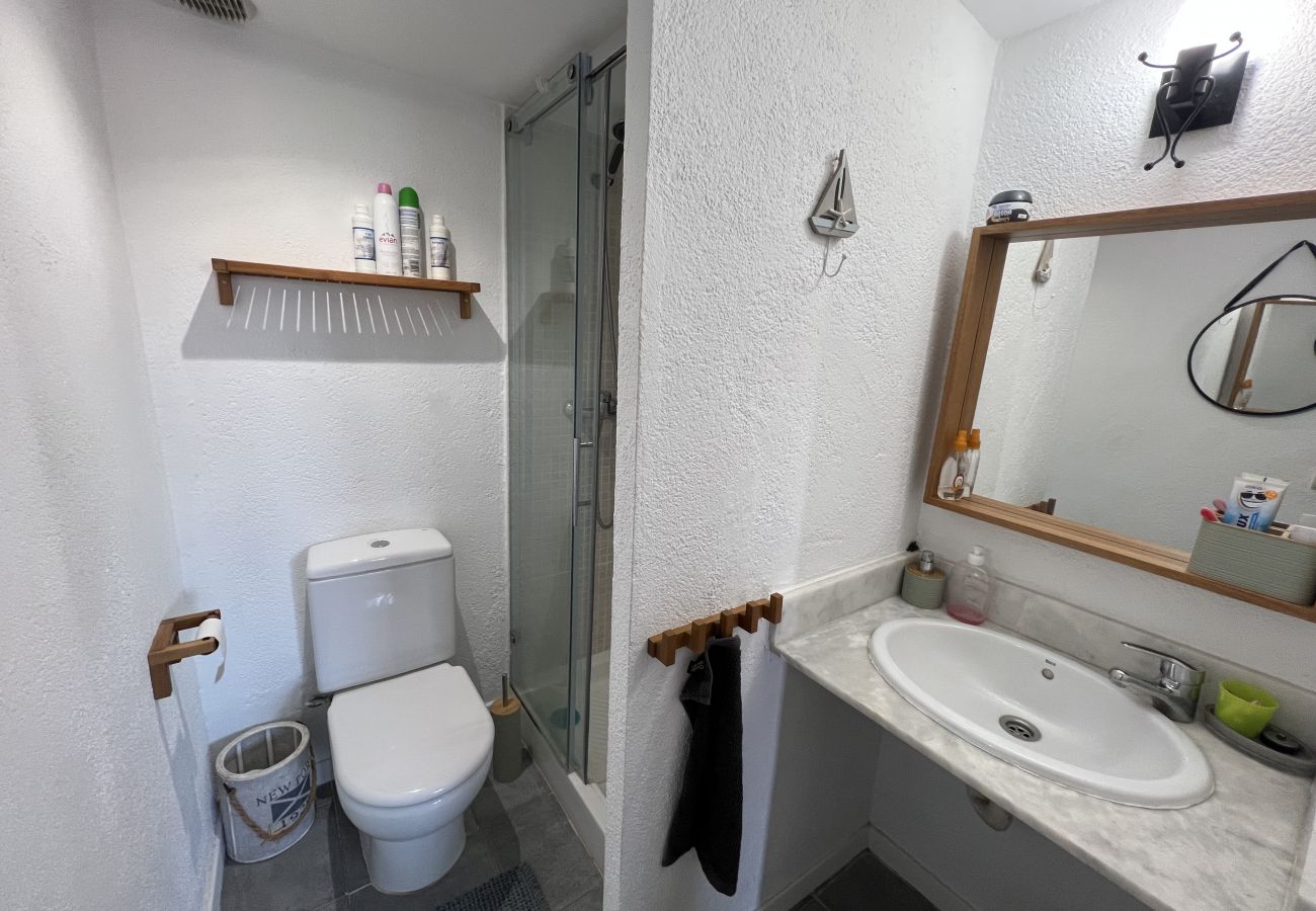 Casa adossada en Torroella de Montgri - Gregal 5152 renovat, aire, jardi privat i piscines comunitaris