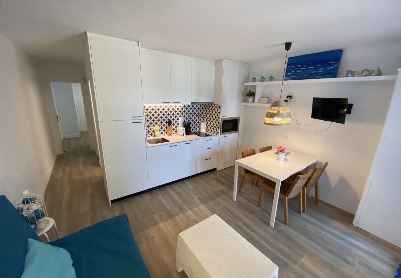 Apartament en Torroella de Montgri - Planta baixa, jardí i piscina