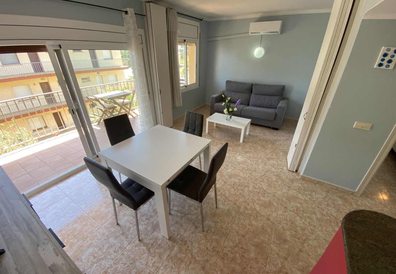 Apartament en Torroella de Montgri - Apartament turistic a prop de la platja amb aire condicionat i aparcament