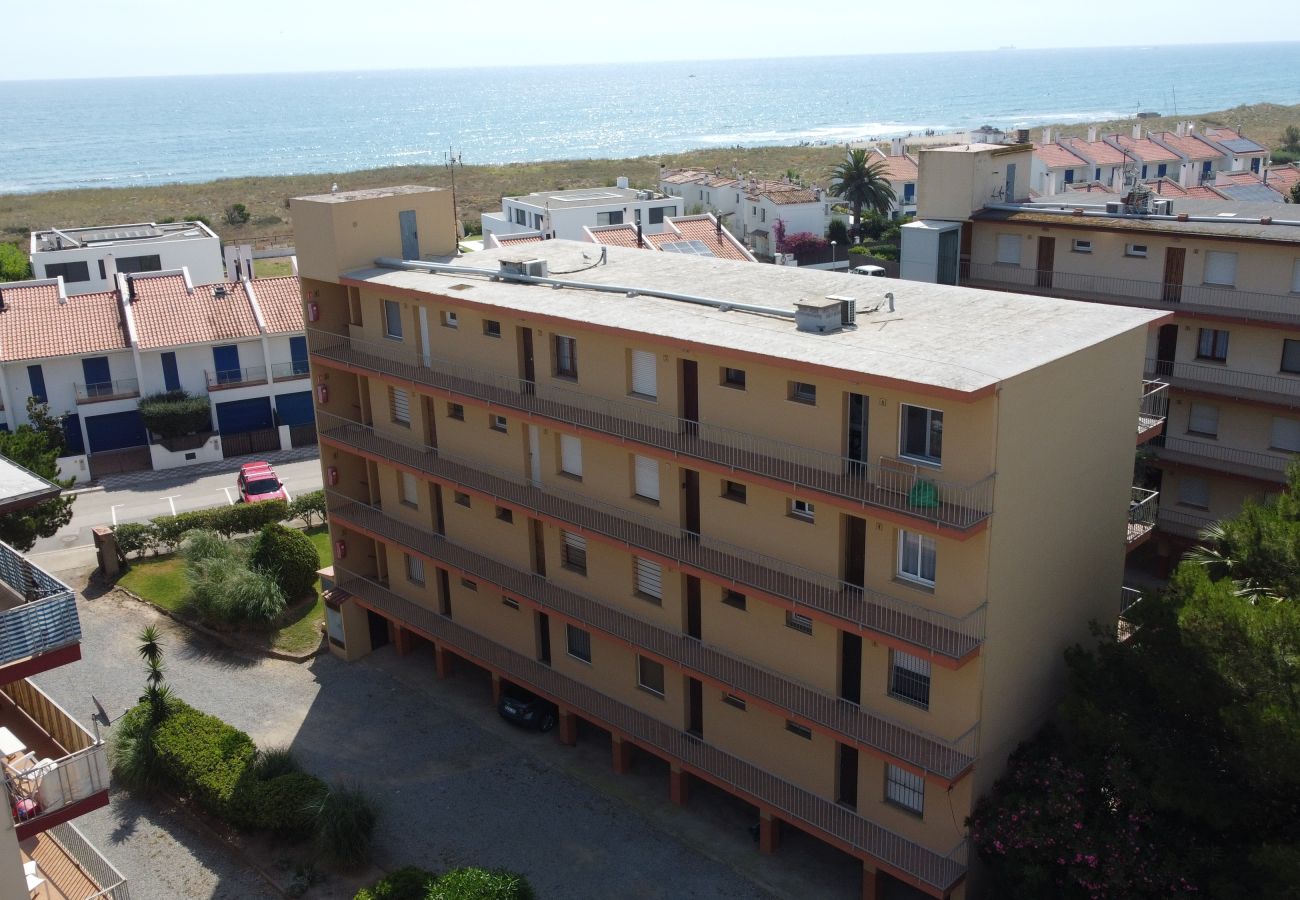 Apartament en Torroella de Montgri - Apartament turistic a prop de la platja amb aire condicionat i aparcament