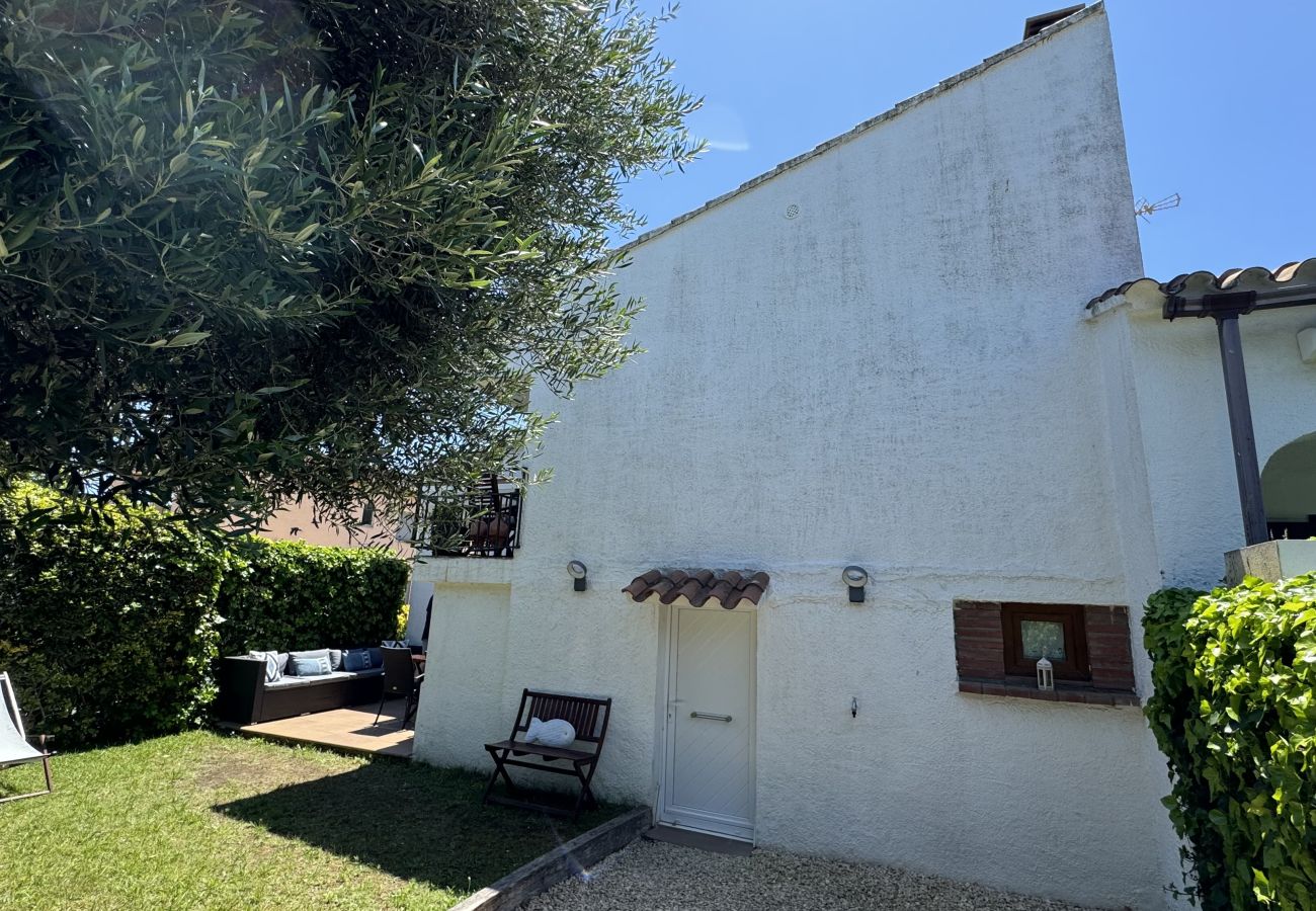 Stadthaus in Torroella de Montgri - Maison rénovée n°44 avec jardin privatif proche de la plage