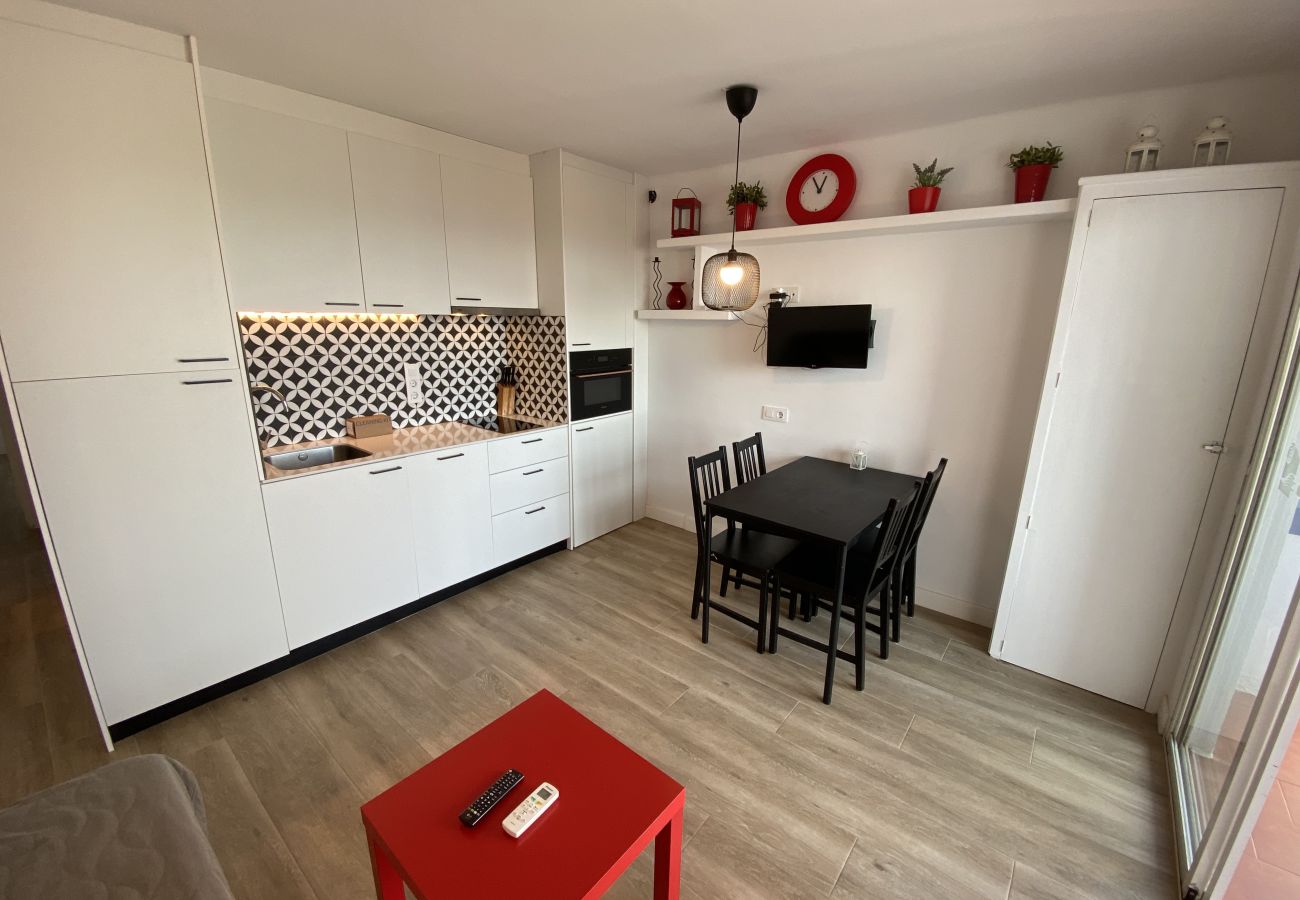 Ferienwohnung in Torroella de Montgri - TER 31C - Renoviert, Meerblick, Klima und mit Pool