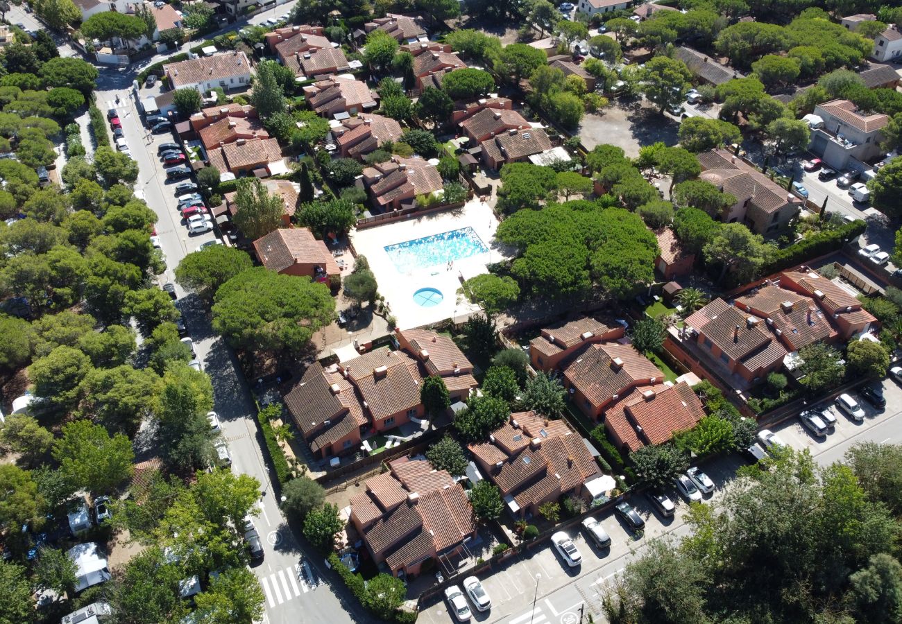 Ferienhaus in Torroella de Montgri - Gregal 4748 - Klima, Pool und nah am Strand