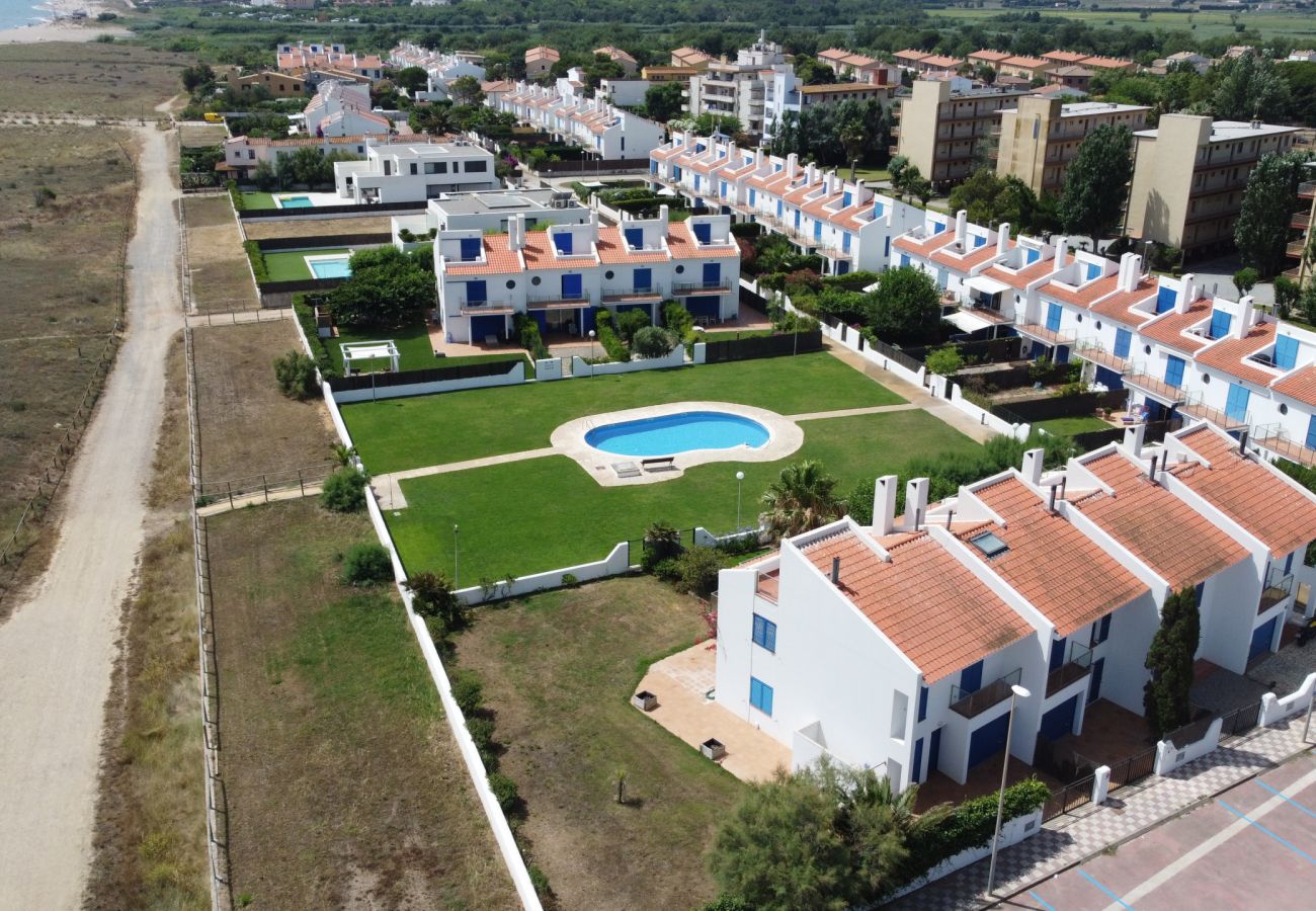 Ferienhaus in Torroella de Montgri - Les Dunes 17 - Am Strand,  Pool und mit Klima