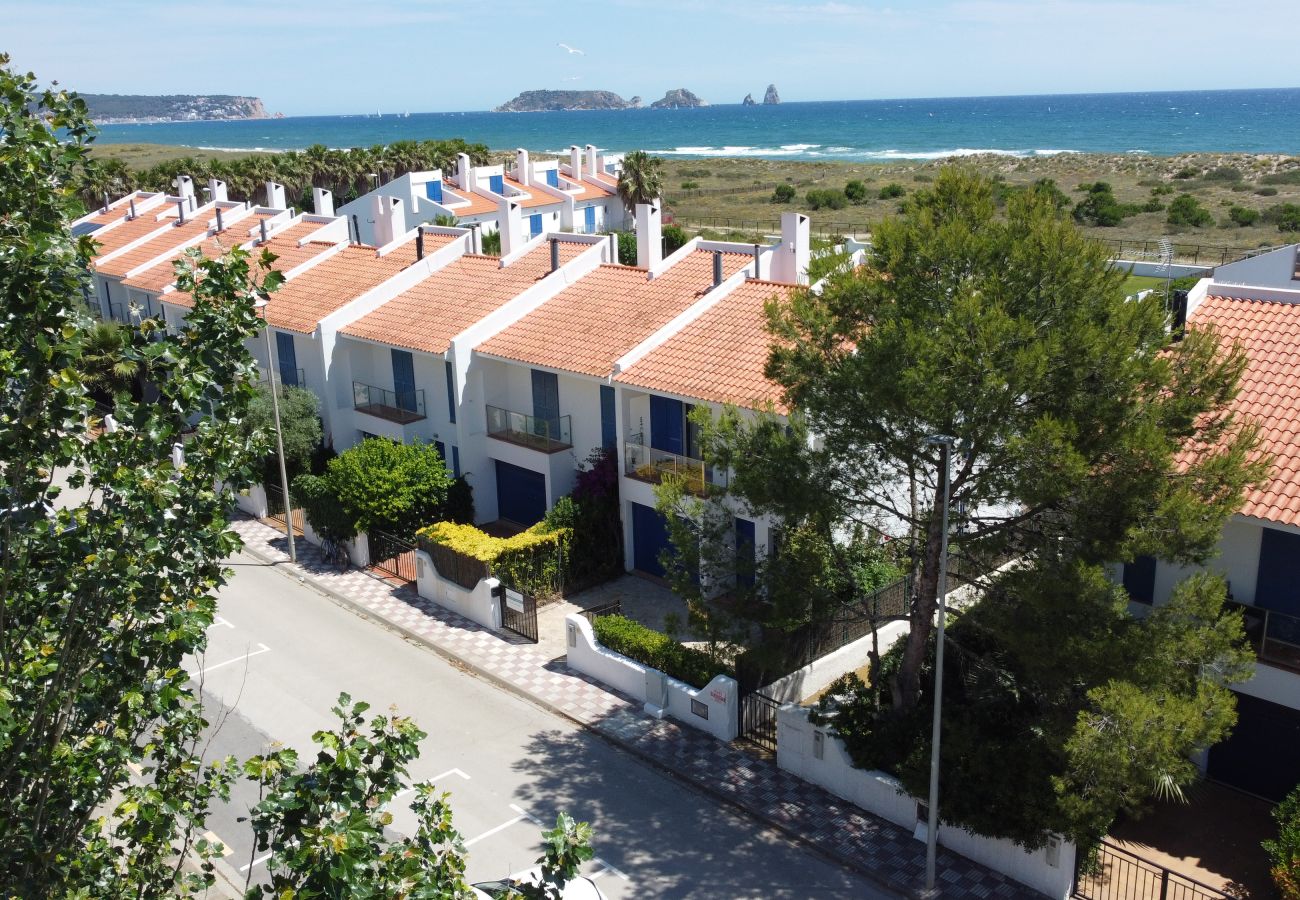 Ferienhaus in Torroella de Montgri - Les Dunes 17 - Am Strand,  Pool und mit Klima