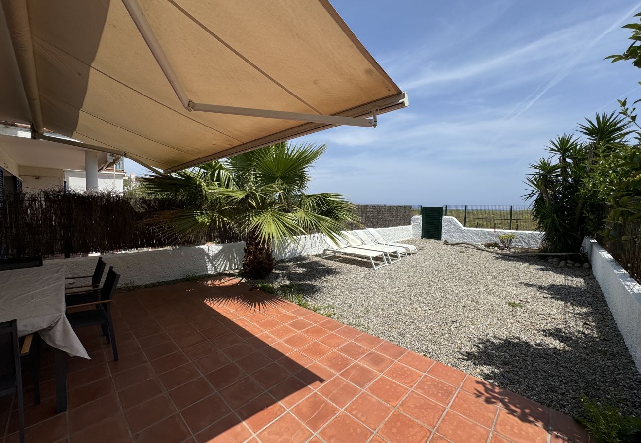 Ferienhaus in Torroella de Montgri - Les Dunes 06 - Direkt am Strand, Klima und mit Pool