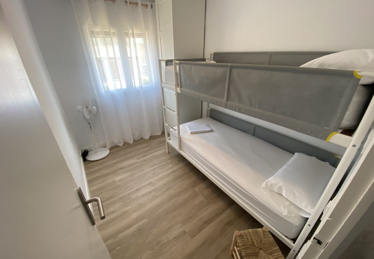 Ferienwohnung in Torroella de Montgri - TER 12C - Erneut, 80m vom Strand entfernt und mit Pool