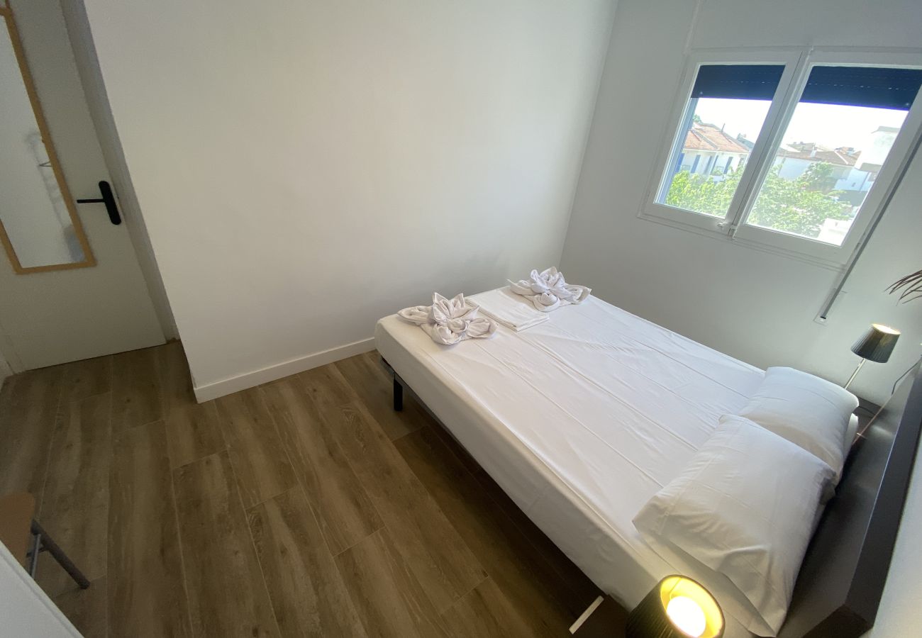 Ferienwohnung in Torroella de Montgri - TER 22C - Renoviert, Klima, Meerblick und mit Pool