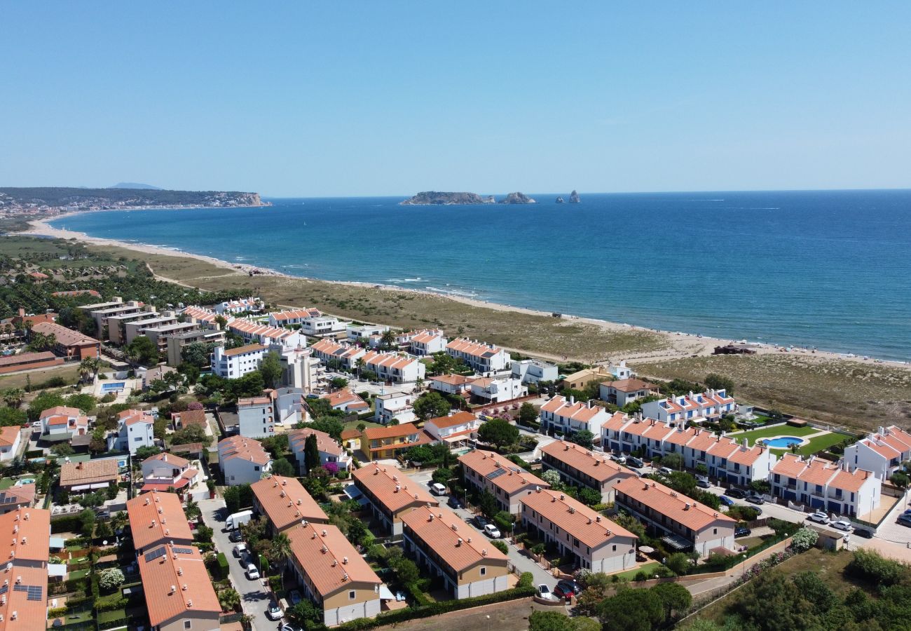 Ferienhaus in Torroella de Montgri - Daró 3D - 05 Klima, Pool und 200m vom Strand entfernt