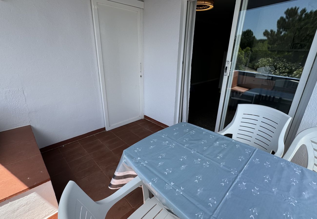 Ferienwohnung in Torroella de Montgri - TER 11D Erschwingliche Wohnung mit Pool in Strandnähe