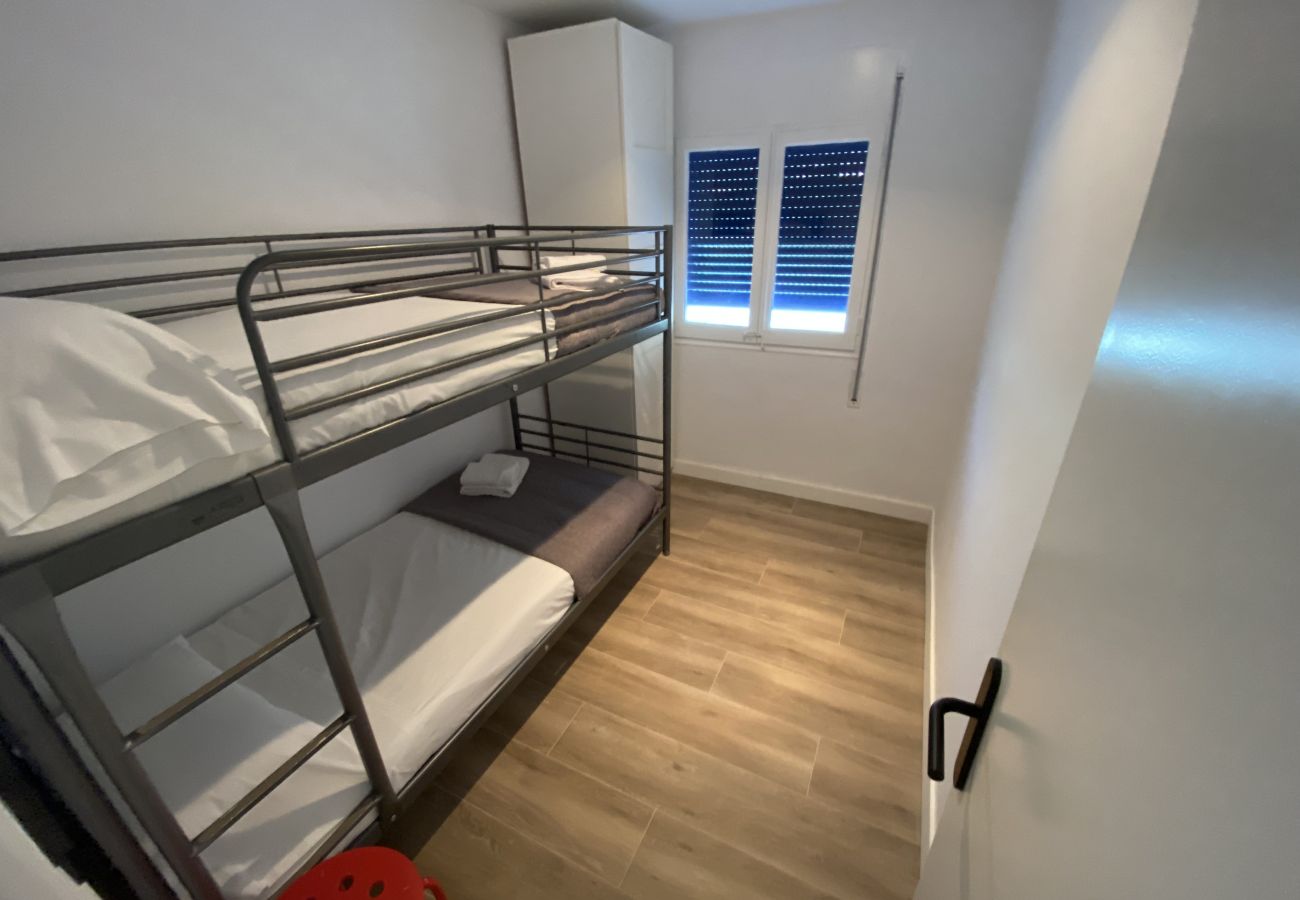 Appartement in Torroella de Montgri - TER B1C - Vernieuwd met tuin en zwembad