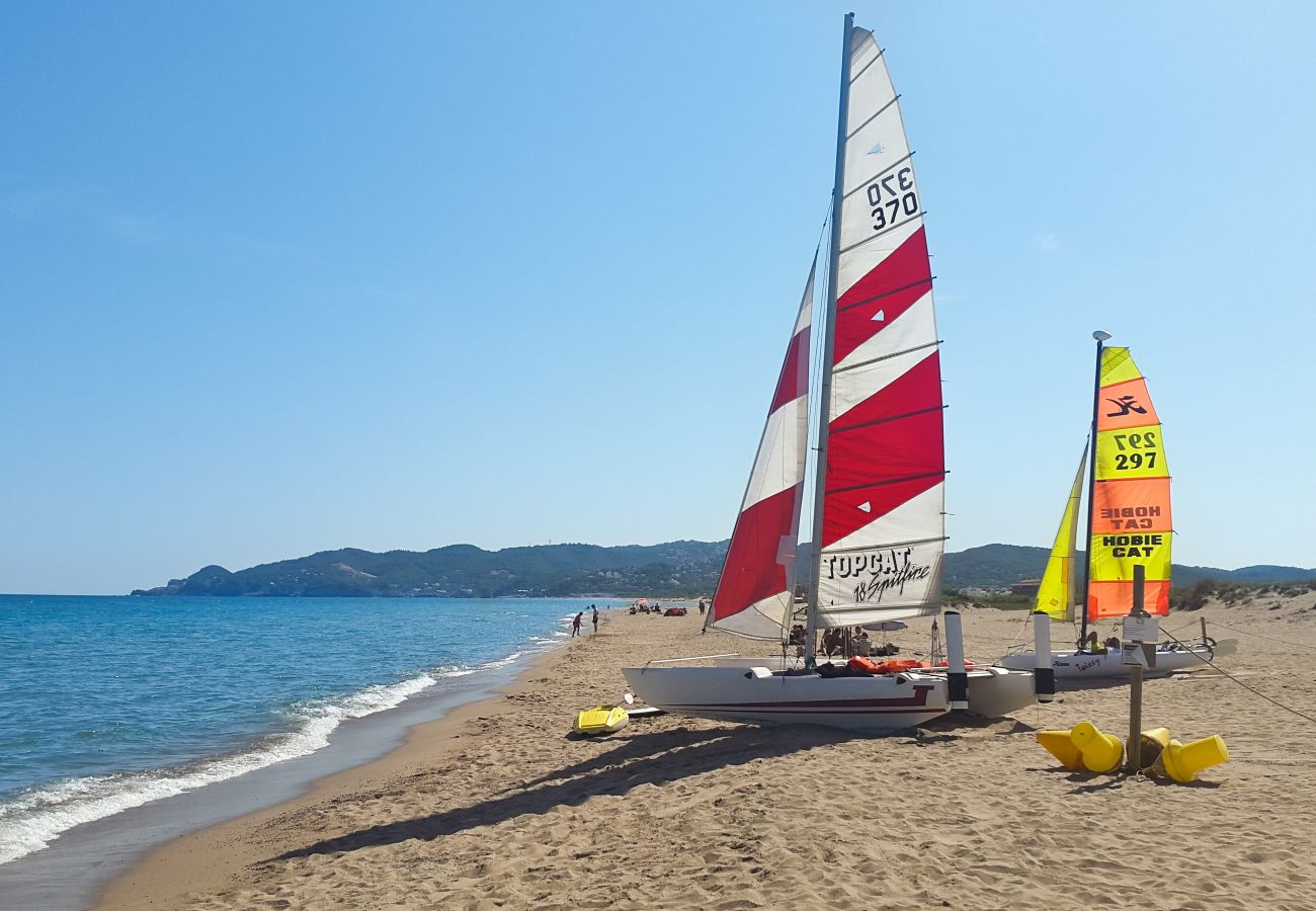 Huis in Torroella de Montgri - Casa Surf- privé zwembad, airco en dichtbij strand