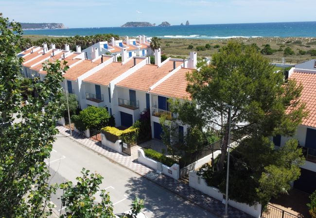  in Torroella de Montgri - Les Dunes 17 - Aan strand,  zwembad en airco