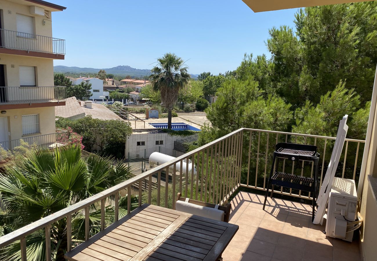 Appartement in Torroella de Montgri - Appartement dicht bij het strand met airco en parkeergelegenheid