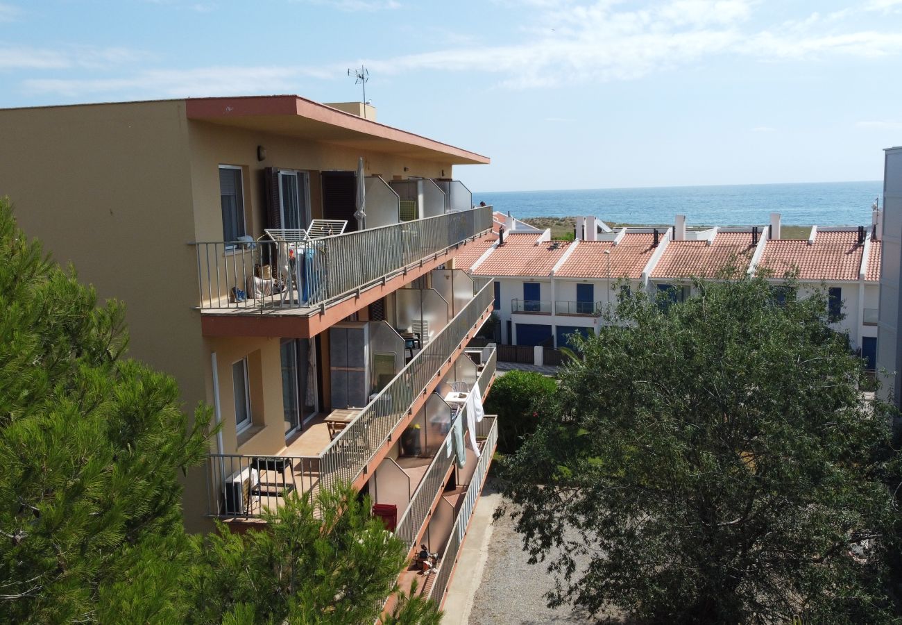 Appartement in Torroella de Montgri - Appartement dicht bij het strand met airco en parkeergelegenheid