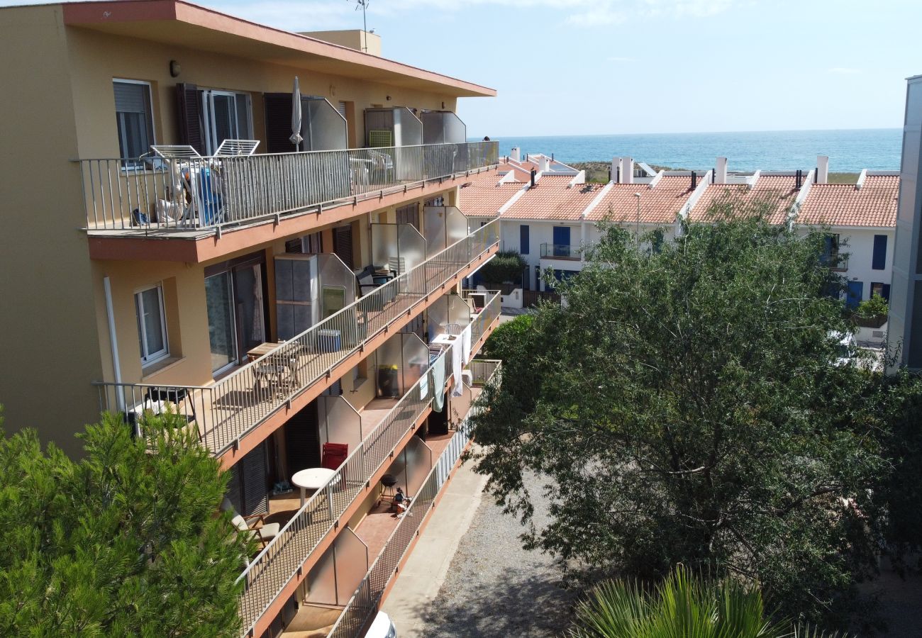 Appartement in Torroella de Montgri - Appartement dicht bij het strand met airco en parkeergelegenheid