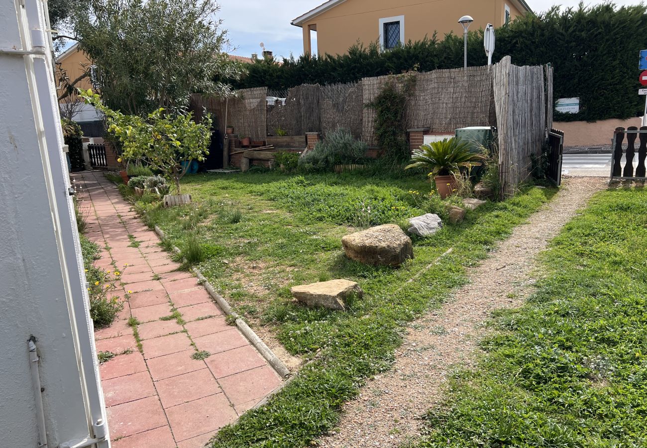 Rijhuis in Torroella de Montgri - Pinsà 10 Huisje dichtbij het strand