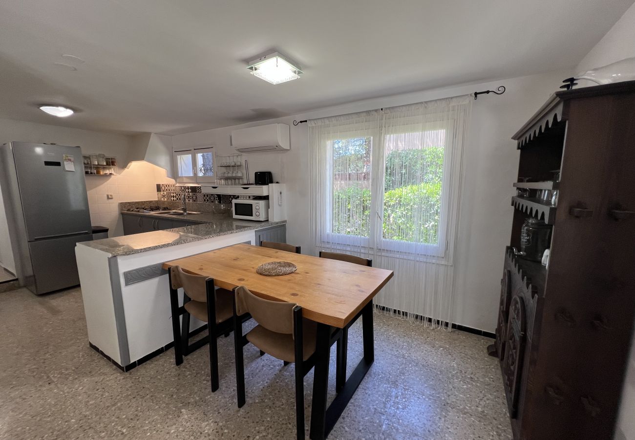 Apartamento en Torroella de Montgri - El Perdal Bajo - Aire, Wi-Fi, BBQ