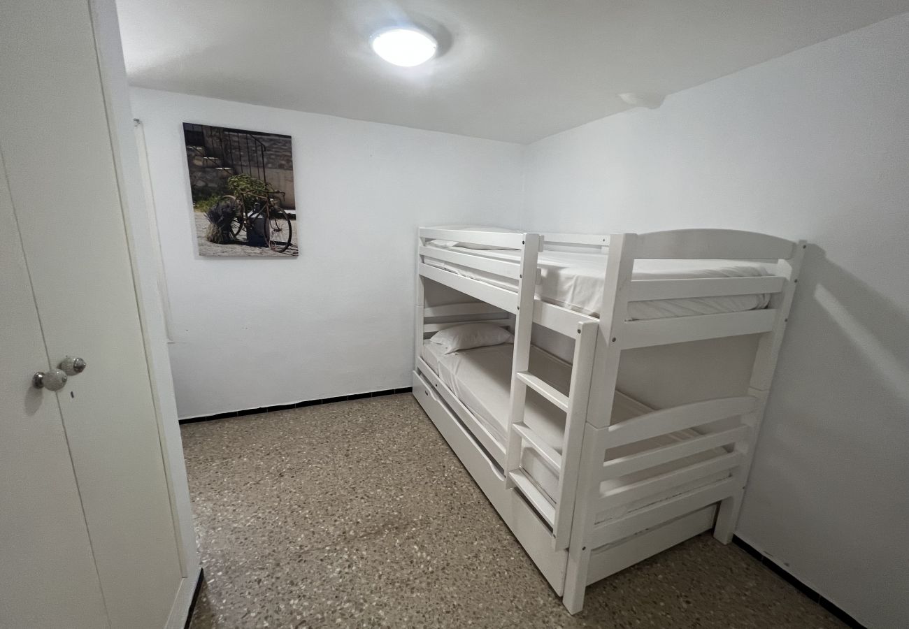 Apartamento en Torroella de Montgri - El Perdal Bajo - Aire, Wi-Fi, BBQ