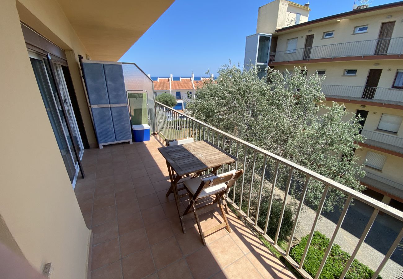 Apartamento en Torroella de Montgri - Apartamento turistico cerca de la playa con aire y parking