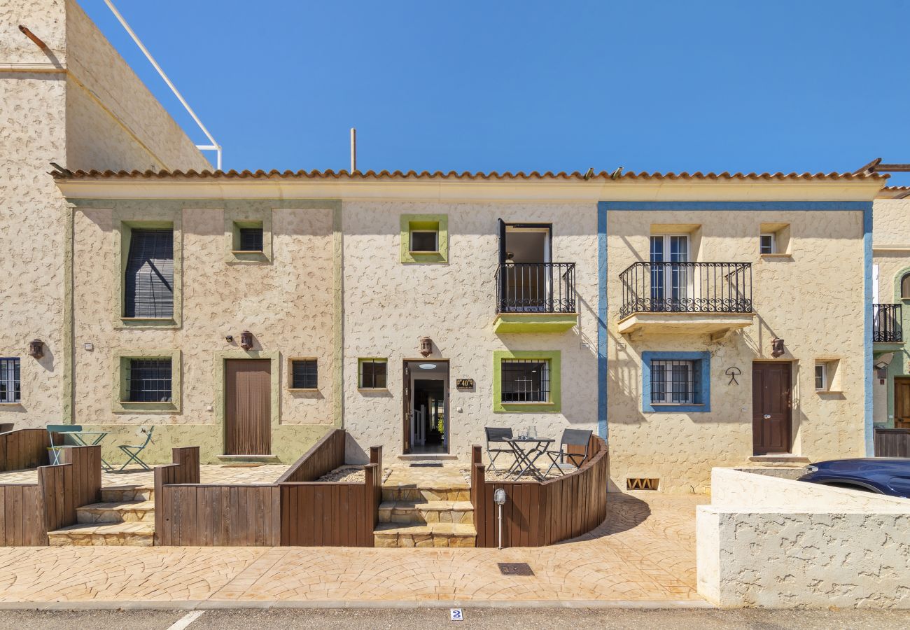 Casa adosada en Vera playa - Casa adosada en Avda. de Palomares