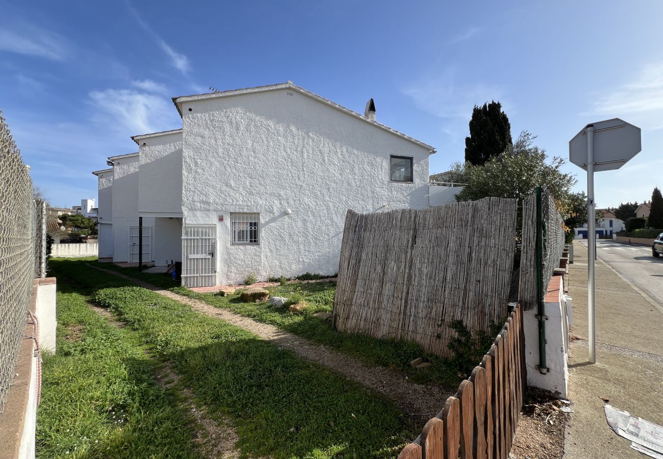 Casa adosada en Torroella de Montgri - Pinsà 10 Casita cerca la playa