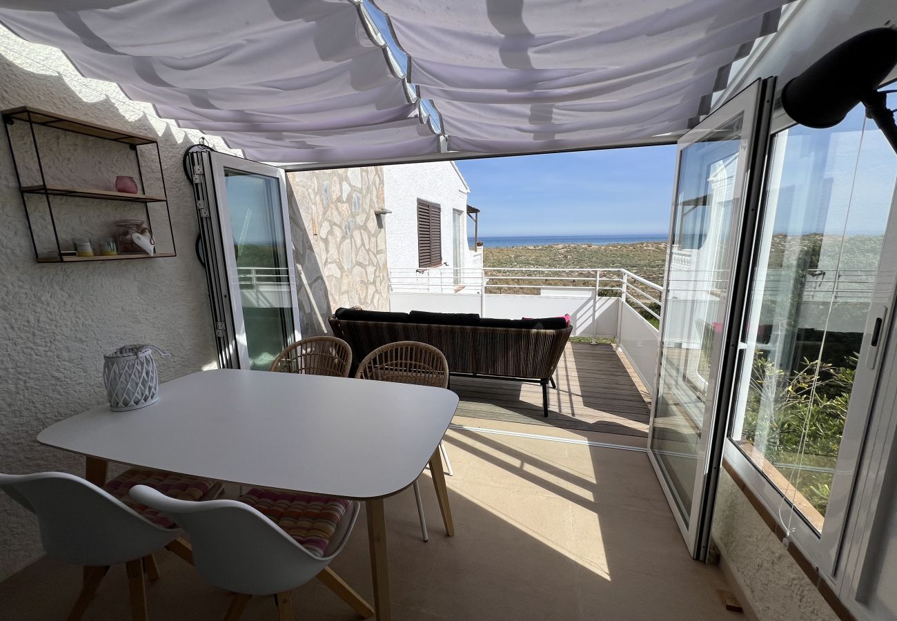 Appartement à Torroella de Montgri - En première ligne avec vue sur la mer