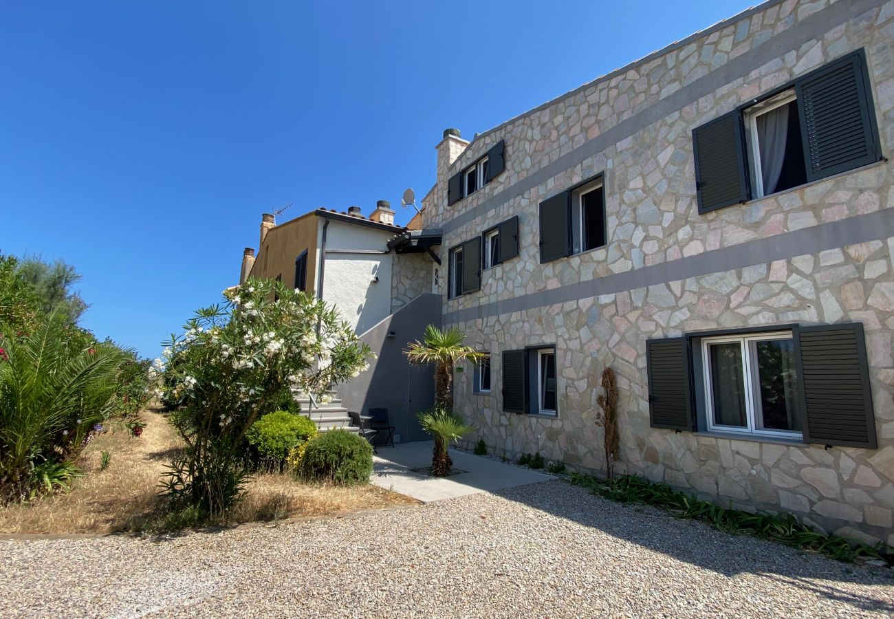 Appartement à Torroella de Montgri - En première ligne avec vue sur la mer