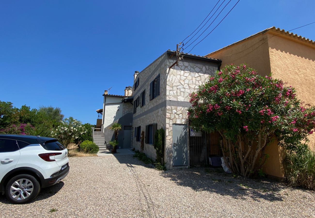 Appartement à Torroella de Montgri - En première ligne avec vue sur la mer