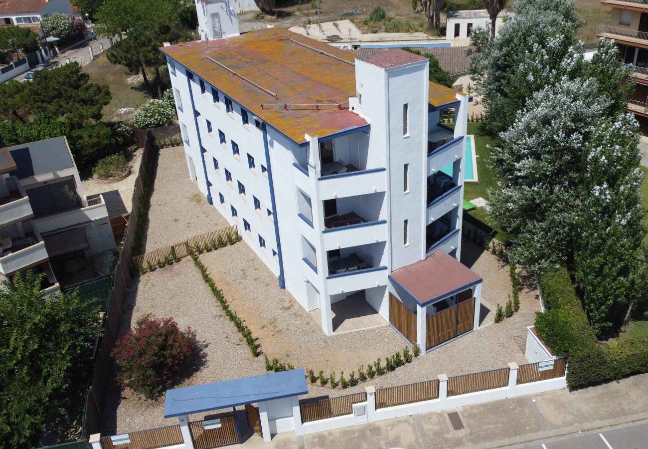 Appartement à Torroella de Montgri - Rez-de-chaussée, jardin et piscine