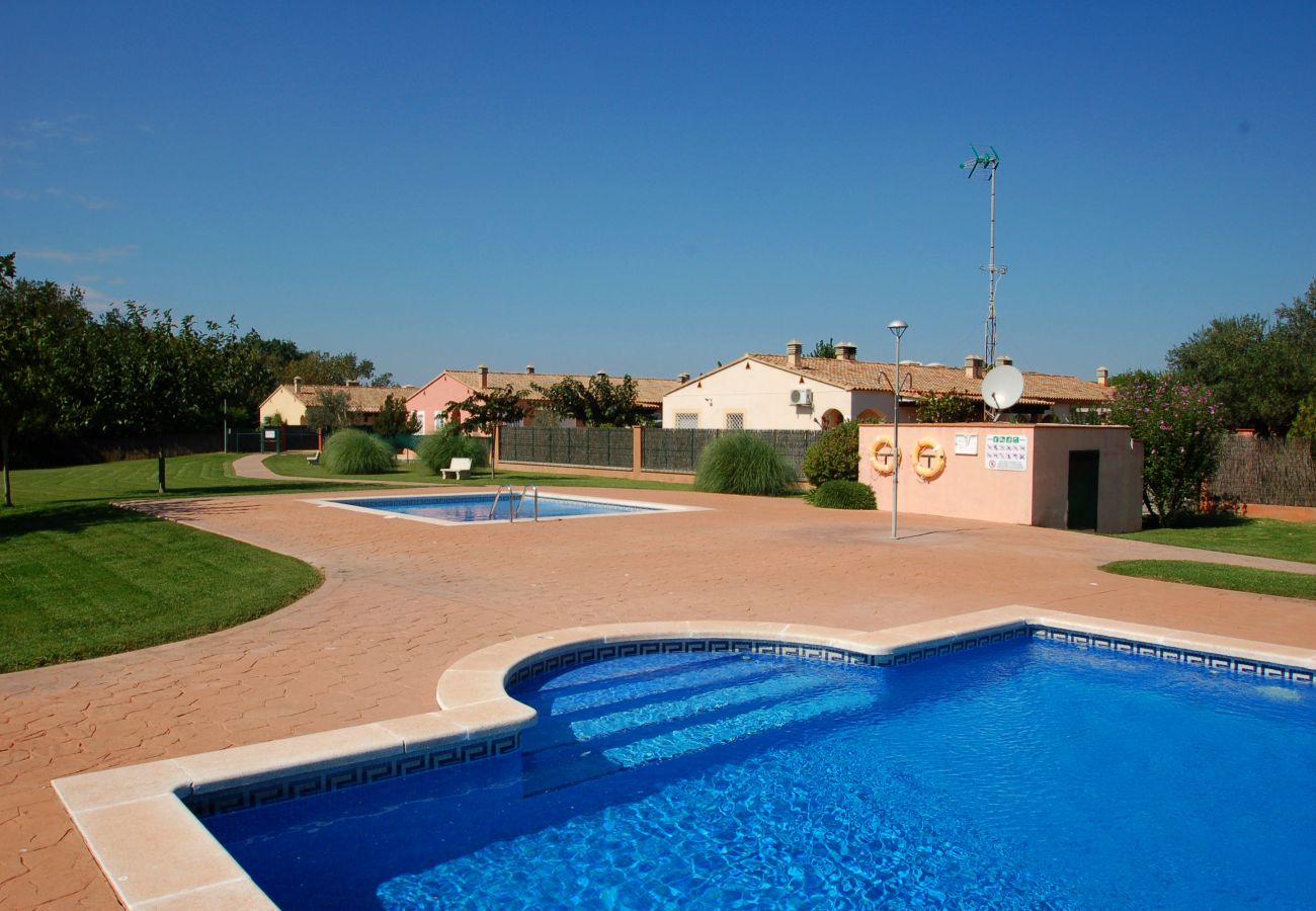 House in Torroella de Montgri - Daró 3DB 109 - 200m from the beach, pool, BBQ, WiFi