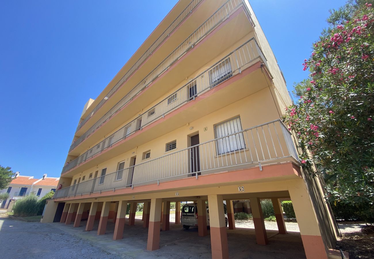 Apartment in Torroella de Montgri - Apartment near the beach with A/C and parking